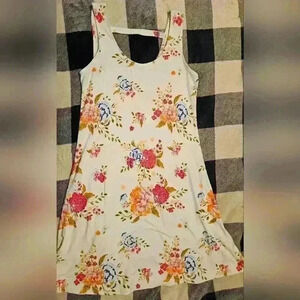 Mudd Juniors White Sleeveless Dress With Floral Design Size Small